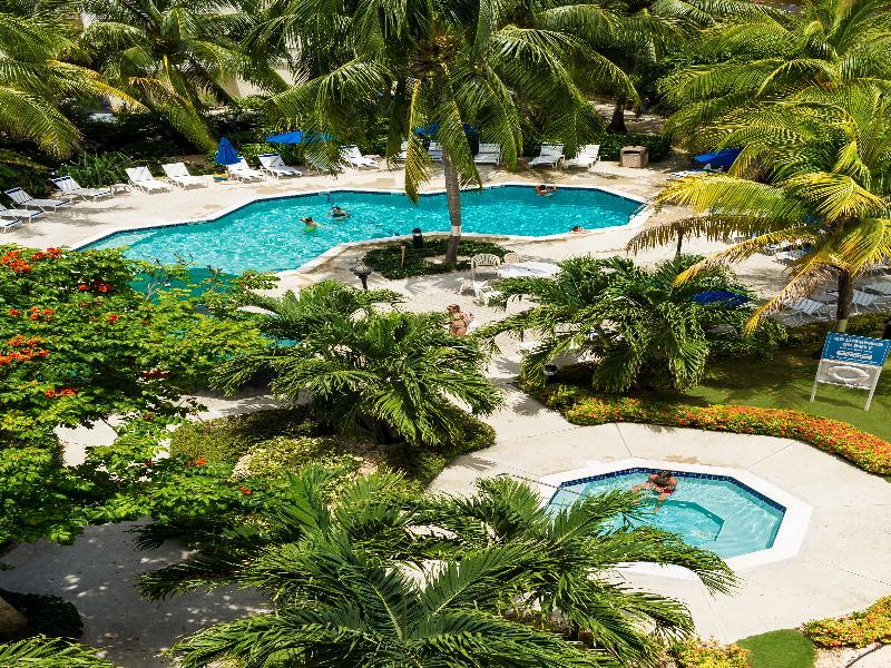 Hampton By Hilton Grand Cayman Seven Mile Beach 조지 타운 외부 사진