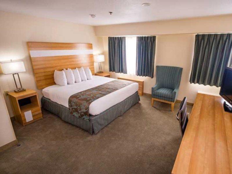Hampton By Hilton Grand Cayman Seven Mile Beach 조지 타운 외부 사진