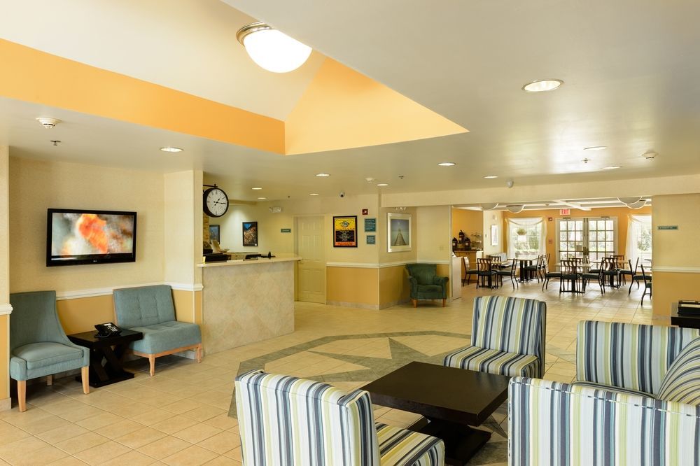 Hampton By Hilton Grand Cayman Seven Mile Beach 조지 타운 외부 사진